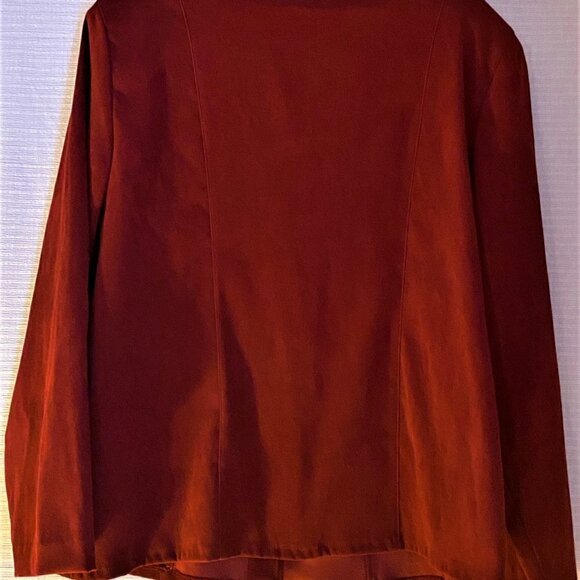 Previously Owned Excellent Condition R&K Women's Velvet Like Blazer - Picture 7 of 8